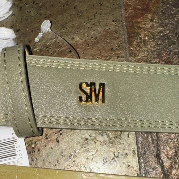 STEVE MADDEN Soffiano leather olive green belt with gold hardware size medium - Picture 3 of 7
